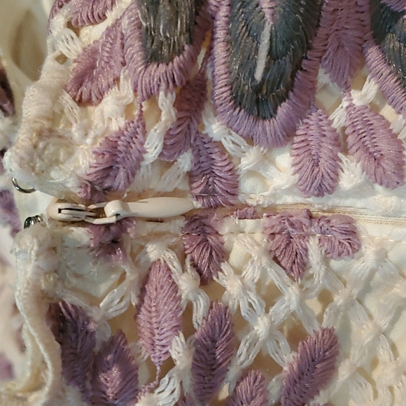 Dress - Picture 8 of 11